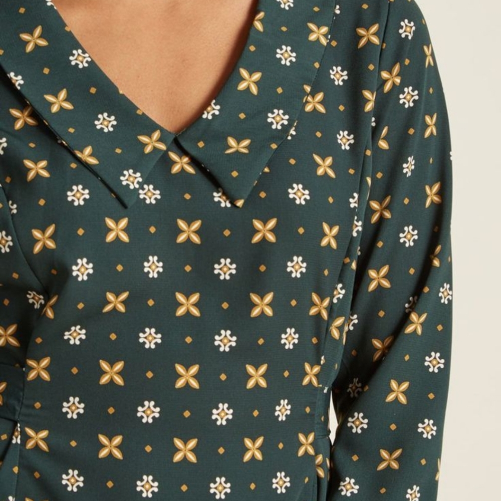 Chelsea Collar A-Line Midi Dress in Green Tile